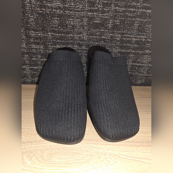 VIVAIA Black Ribbed Square-Toe Mule - Picture 5 of 10